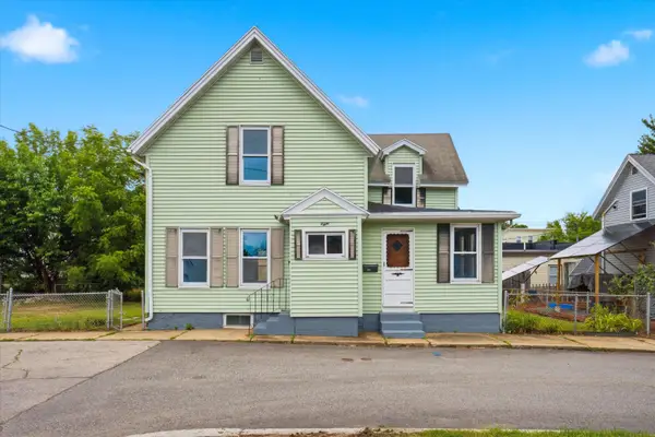 8 Lawton Street, Manchester, NH 03103