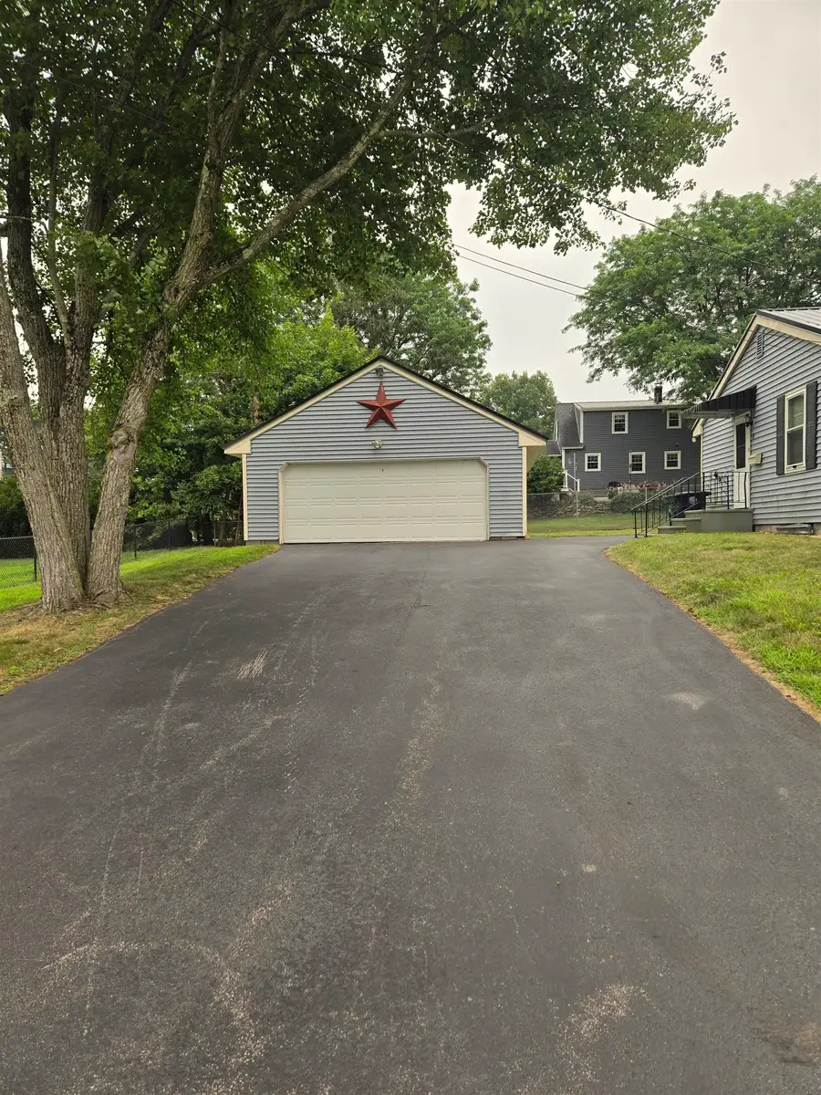 4 Forest Hills Drive Drive, Nashua, NH 03060 - #3