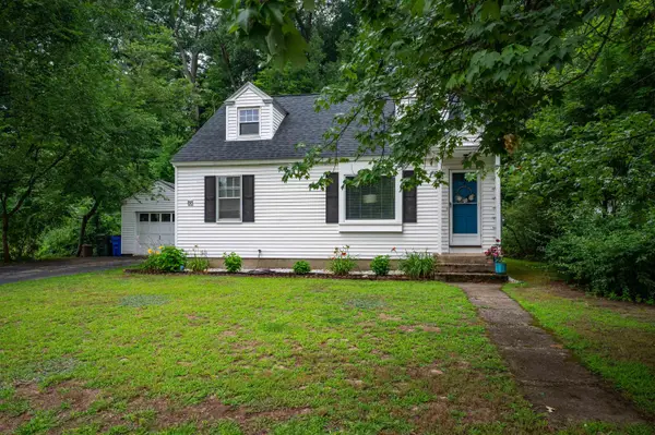 88 Newgate Circle, Manchester, NH 03102
