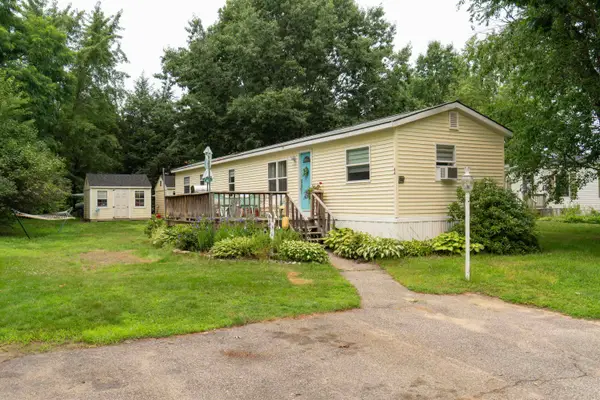 44 Donna Drive, Exeter, NH 03833