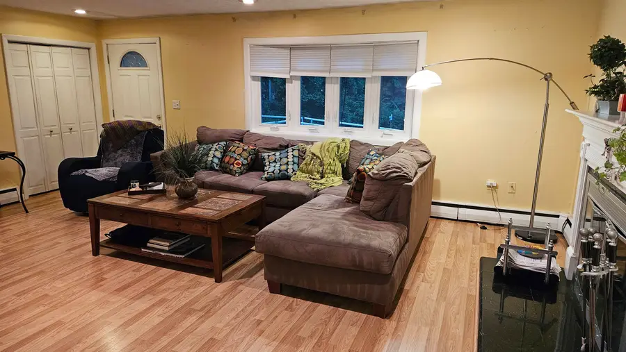89 Sweet Hill Road, Plaistow, NH 03865 - #3
