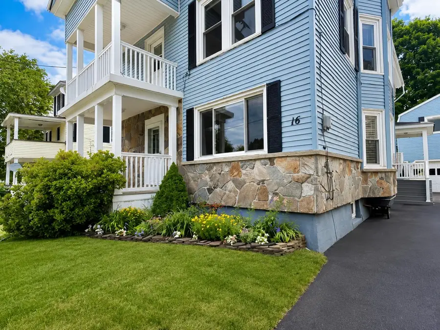 16 Pine Street, Gorham, NH 03581 - #2