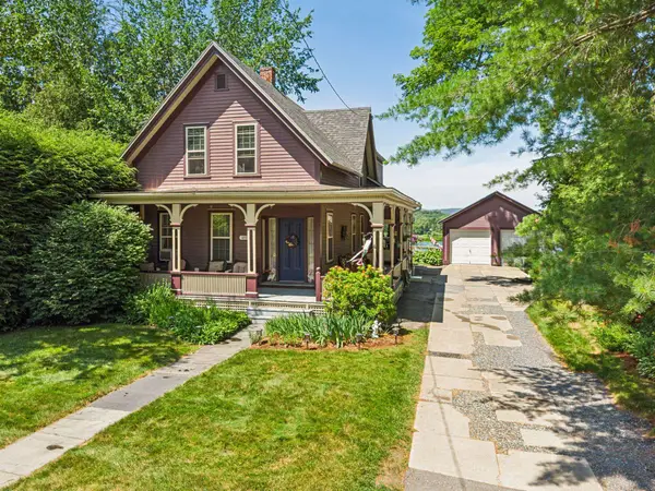 6 Pine Street, Windsor, VT 05089