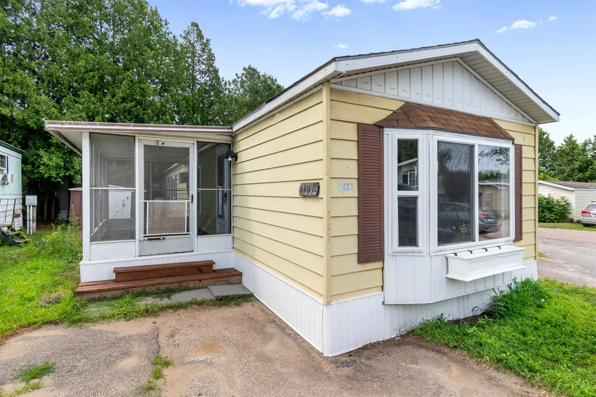 101 6th Street, Colchester, VT 05446 - #1