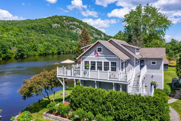 31 & 37 River Cottage Lane Lane, Orford, NH 03777