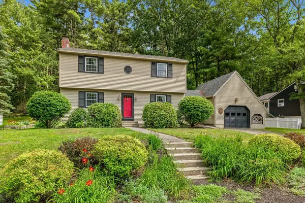 42 Harding Road, Portsmouth, NH 03801