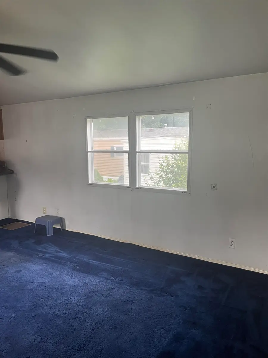 136 Sherwood Glen, Somersworth, NH 03878 - #3