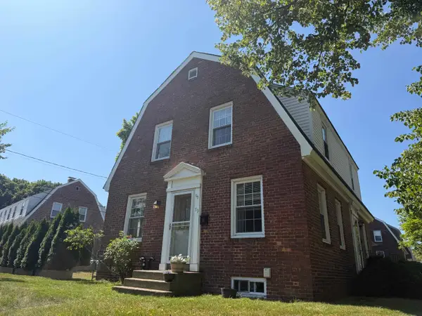 97 Concord Way, Portsmouth, NH 03801