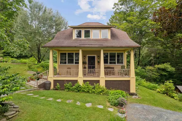 63 Best Road, Hartland, VT 05089