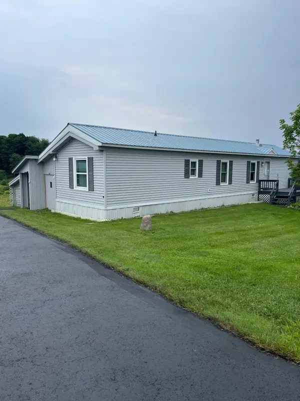 144 NOTH HYDE PARK RD Road, Hyde Park, VT 05655