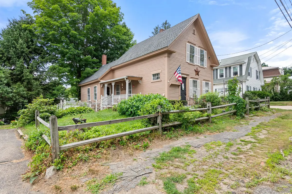 34 Pearl Street, Franklin, NH 03235 - #1