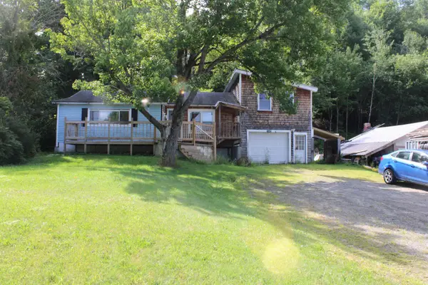 538 Dalton Road, Dalton, NH 03598