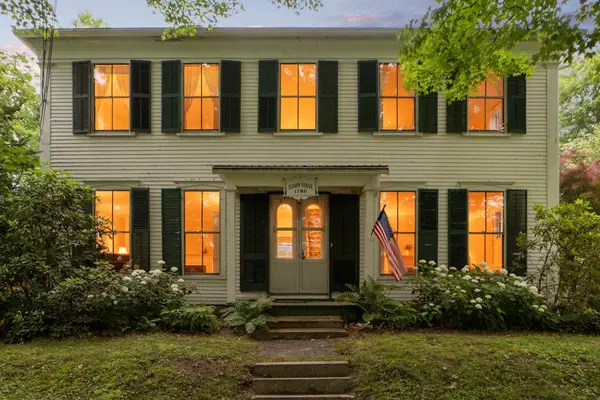 52 School Street, Haverhill, NH 03765