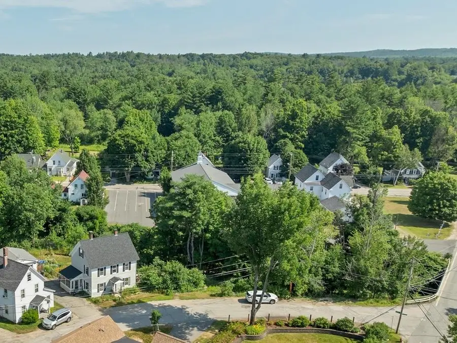 3 Maple Street, Farmington, NH 03835 - #2