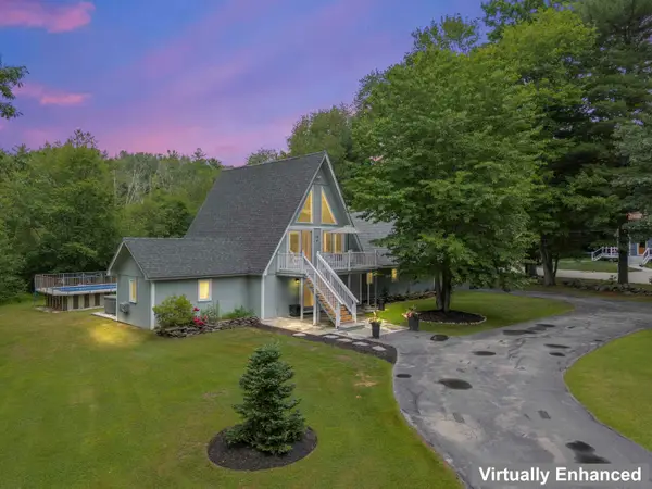 19 North Road, North Hampton, NH 03862