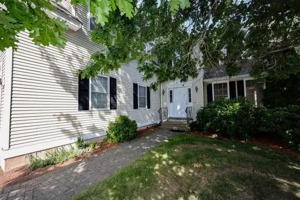 17 Glencliff Way, Nashua, NH 03063