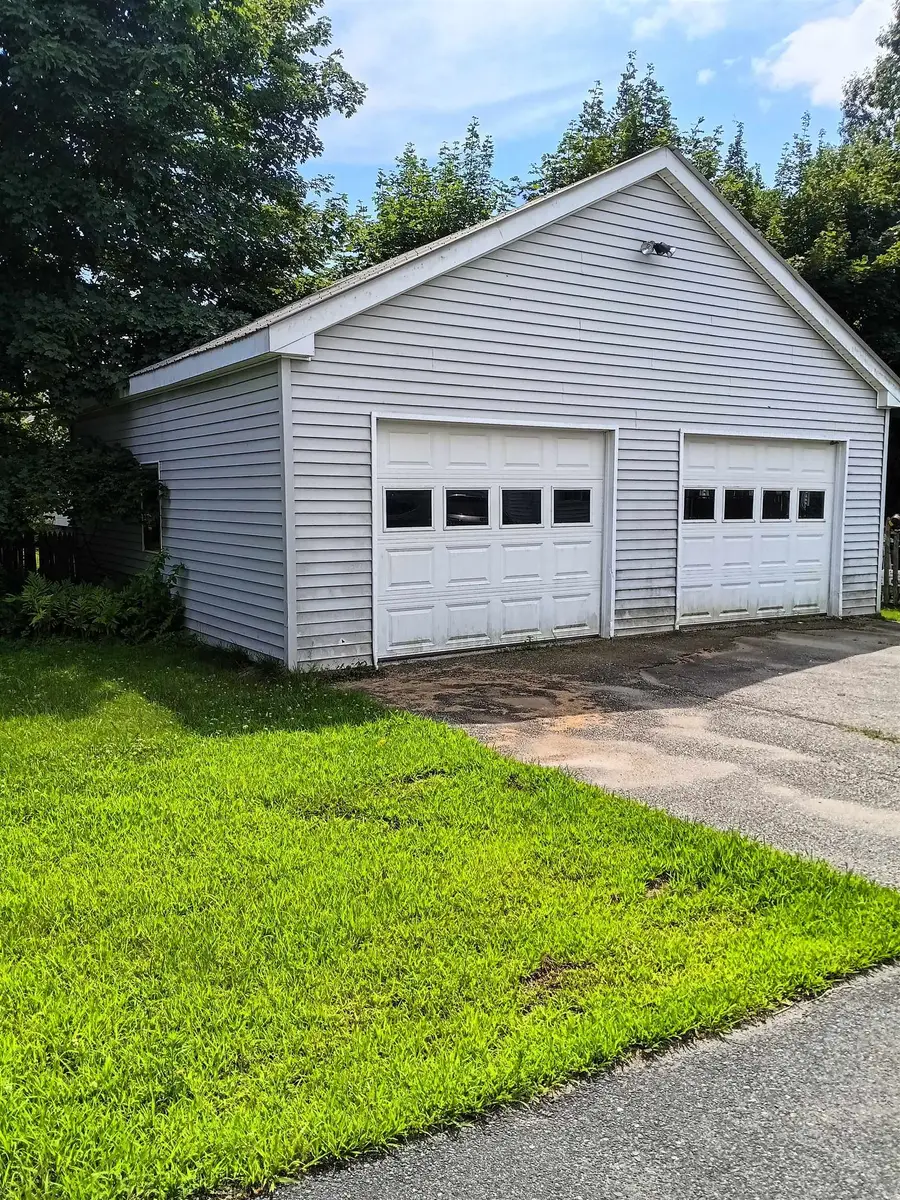 126 Oak Grove Avenue, Brattleboro, VT 05301 - #2