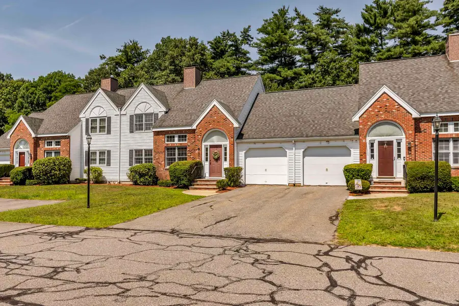 11 Stonebridge Drive, Plaistow, NH 03865 - #2