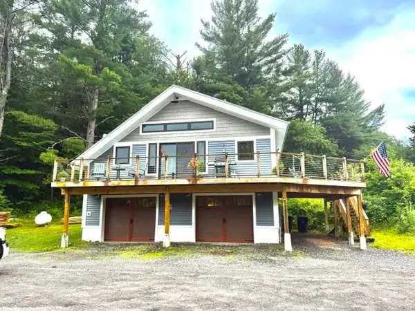 225 Redfield Road, Barton, VT 05822
