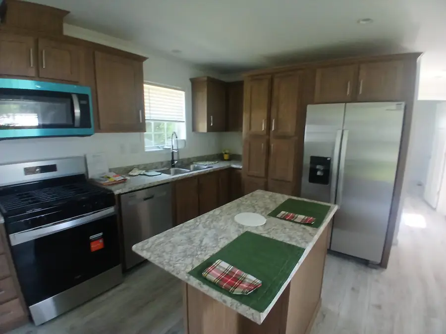 10 Daniels Drive, Enfield, NH 03748 - #3