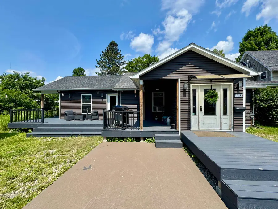 93 Winter Street, Newport, VT 05855 - #2