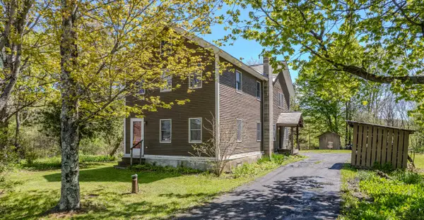1276 York Street Extension, Poultney, VT 05764