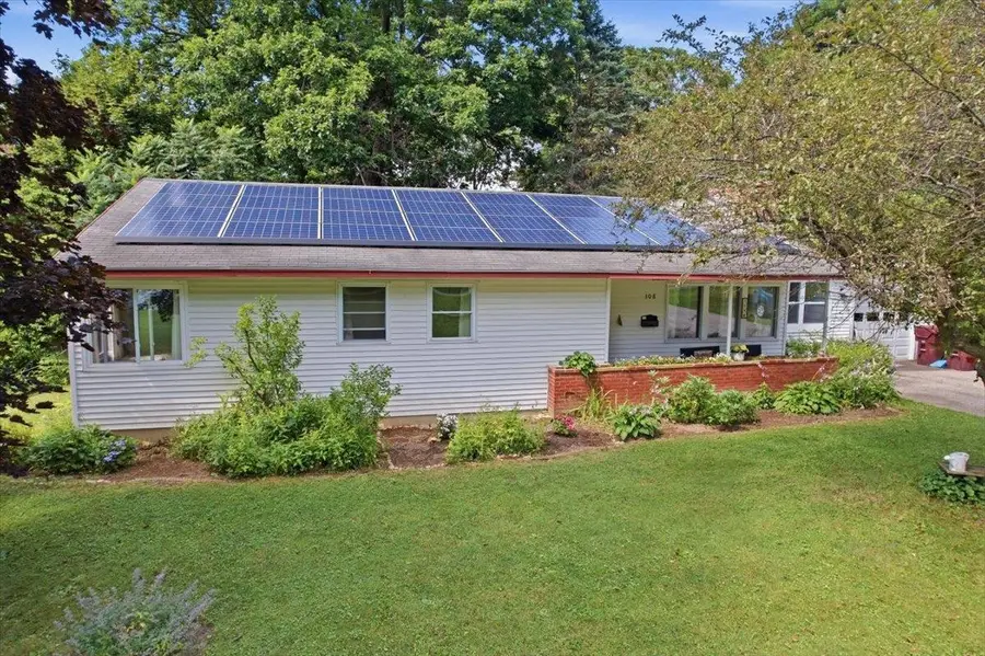 308 Crescent Boulevard, Bennington, VT 05201 - #2