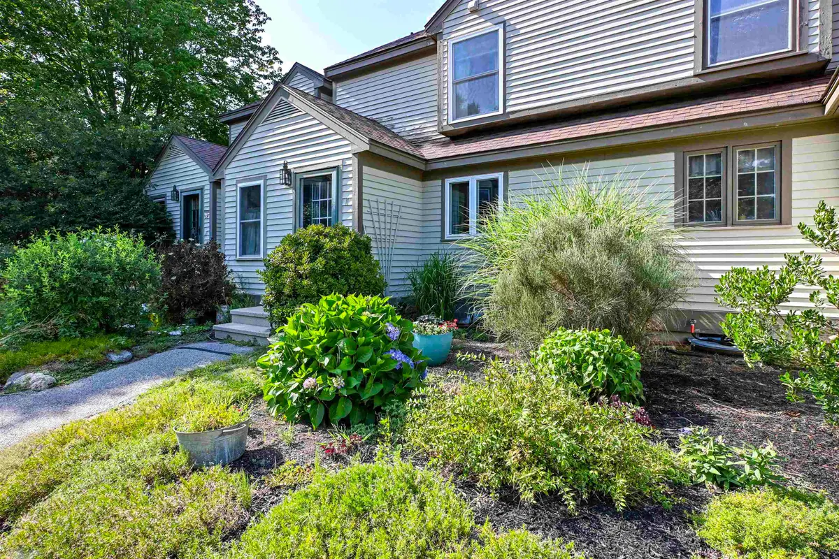 11 Surrey Run, Dover, NH 03820 - #1