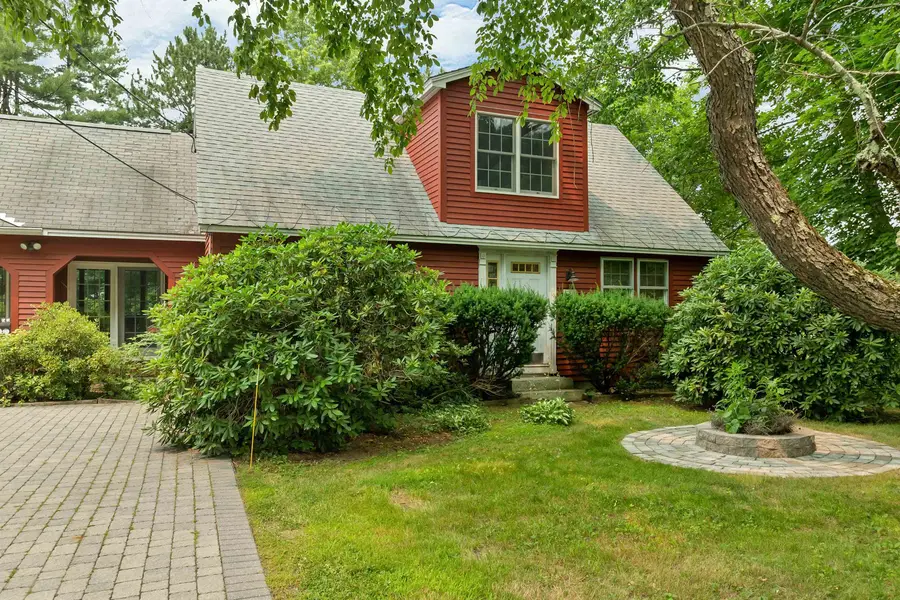 4 Highland Avenue, Goffstown, NH 03045 - #2