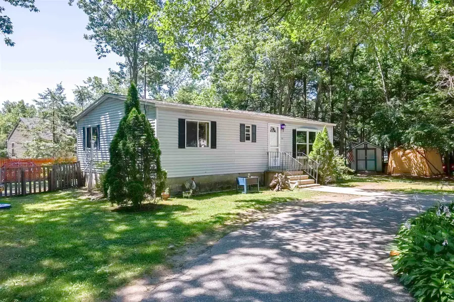 20 Riverside Drive, Fremont, NH 03044 - #3