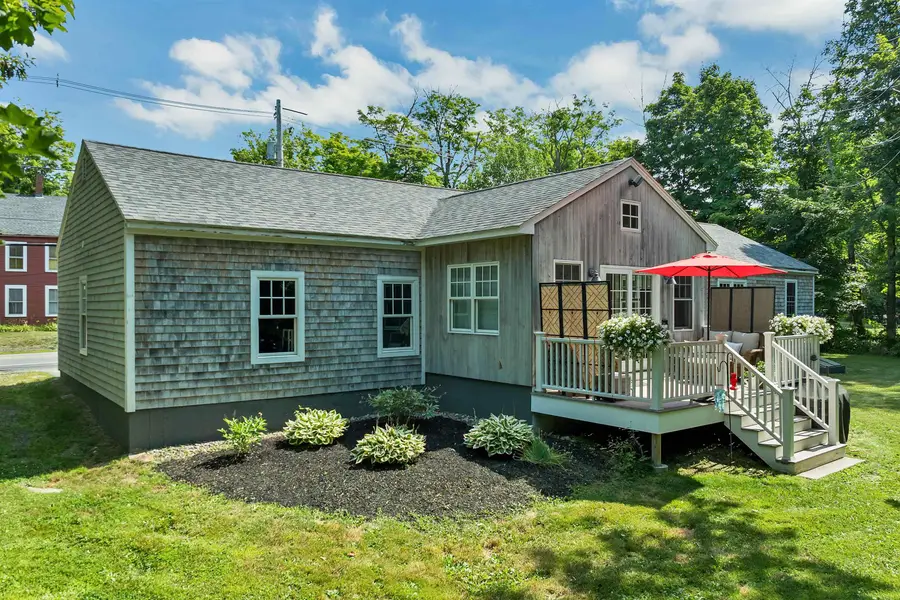 506 N Main Street, Wolfeboro, NH 03894 - #2