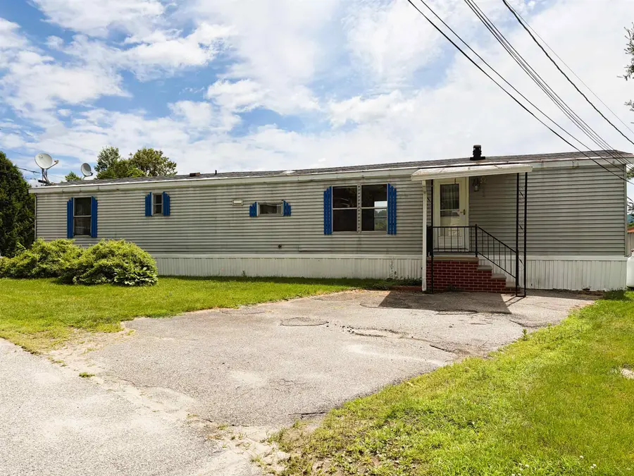 8 Hilltop Manor Mobile Home Park, Littleton, NH 03561 - #2