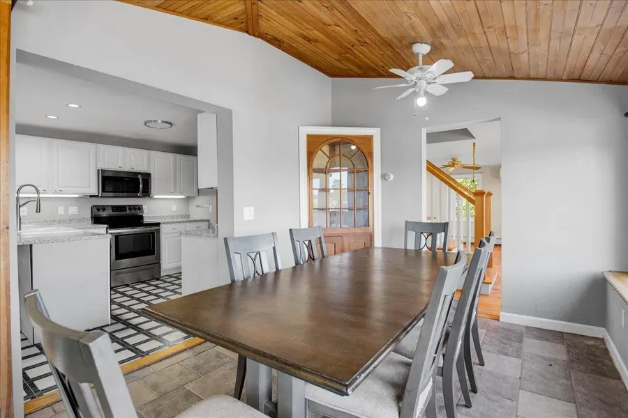 271 US RT 2, Grand Isle, VT 05458 - #3