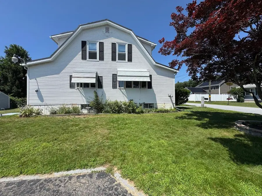 74 Hobart Street, Manchester, NH 03104 - #3