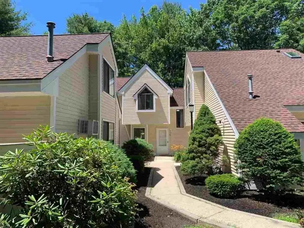 14 Franklin Heights, Rochester, NH 03866