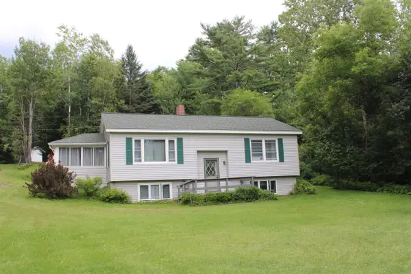 8 Holly Heights, Whitefield, NH 03598
