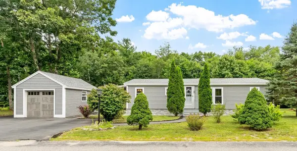 26 Country Lane, Fremont, NH 03044