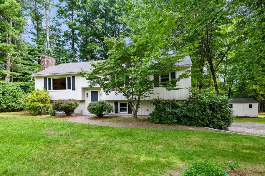 32 Raeder Drive, Stratham, NH 03885 - #2