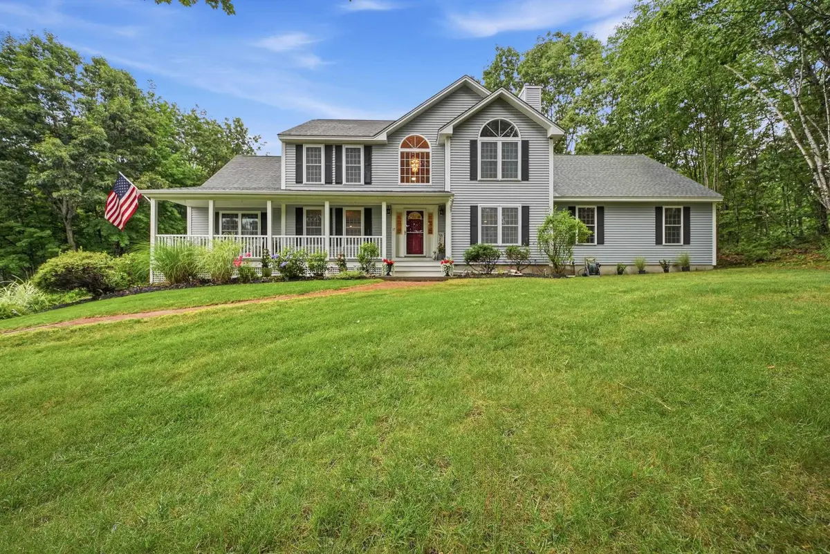 17 Laurel Road, Hooksett, NH 03106 - #1