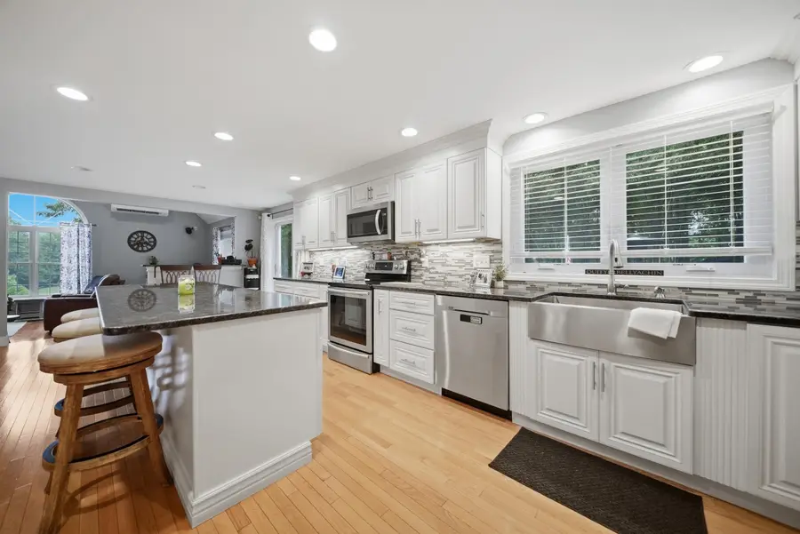 17 Laurel Road, Hooksett, NH 03106 - #3