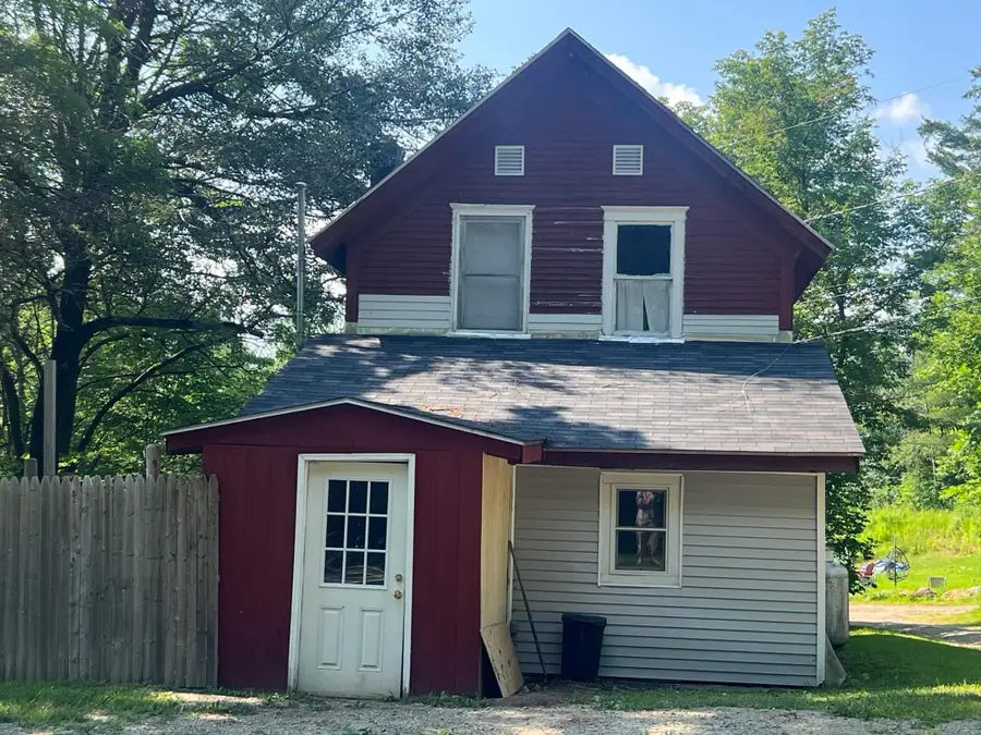 14 Railroad Street, Milan, NH 03588 - #3