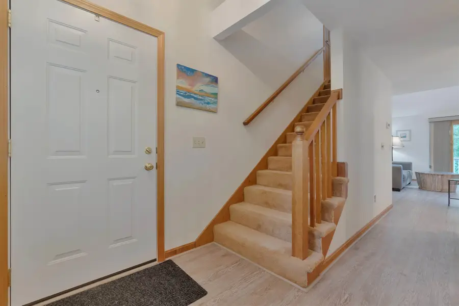 76 Glengarry Drive, Stratham, NH 03885 - #3