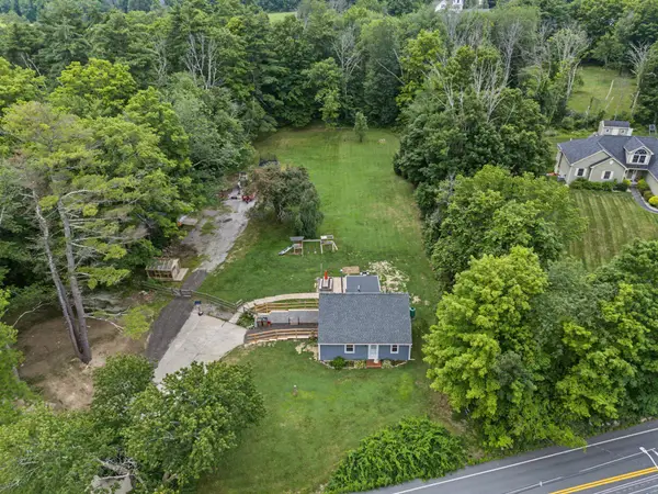 10 Academy Avenue, Atkinson, NH 03811