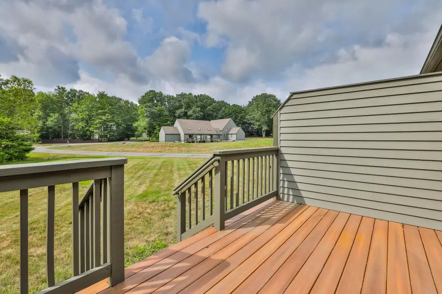 26 Montrose Drive, Stratham, NH 03885 - #3