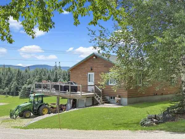 428 E Colebrook Road, Colebrook, NH 03576