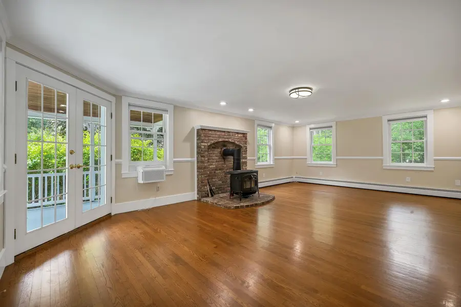 26 Old Mont Vernon Road, Amherst, NH 03031 - #3