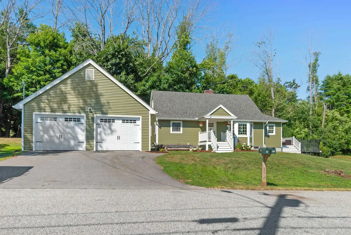 25 Old Lakeview Terrace, Wolfeboro, NH 03894 - #1