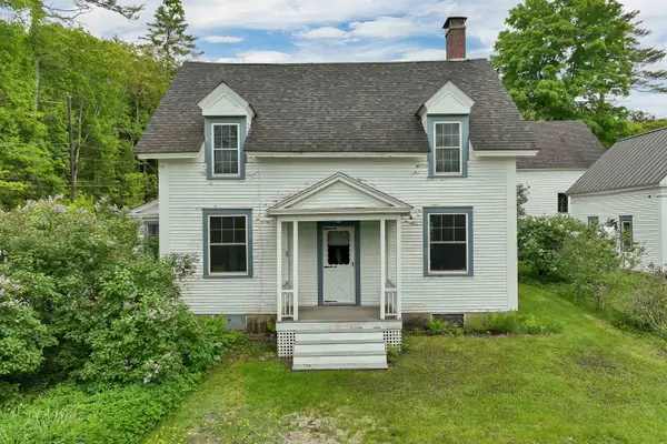 10 Mountain Road, Tamworth, NH 03883