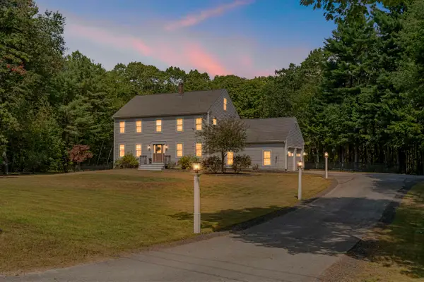 10 Partridge Drive, Middleton, NH 03887