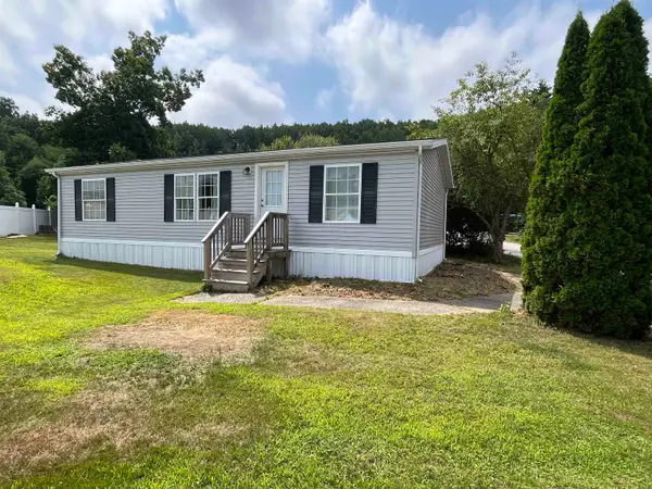 53 CORAL Lane, Seabrook, NH 03874